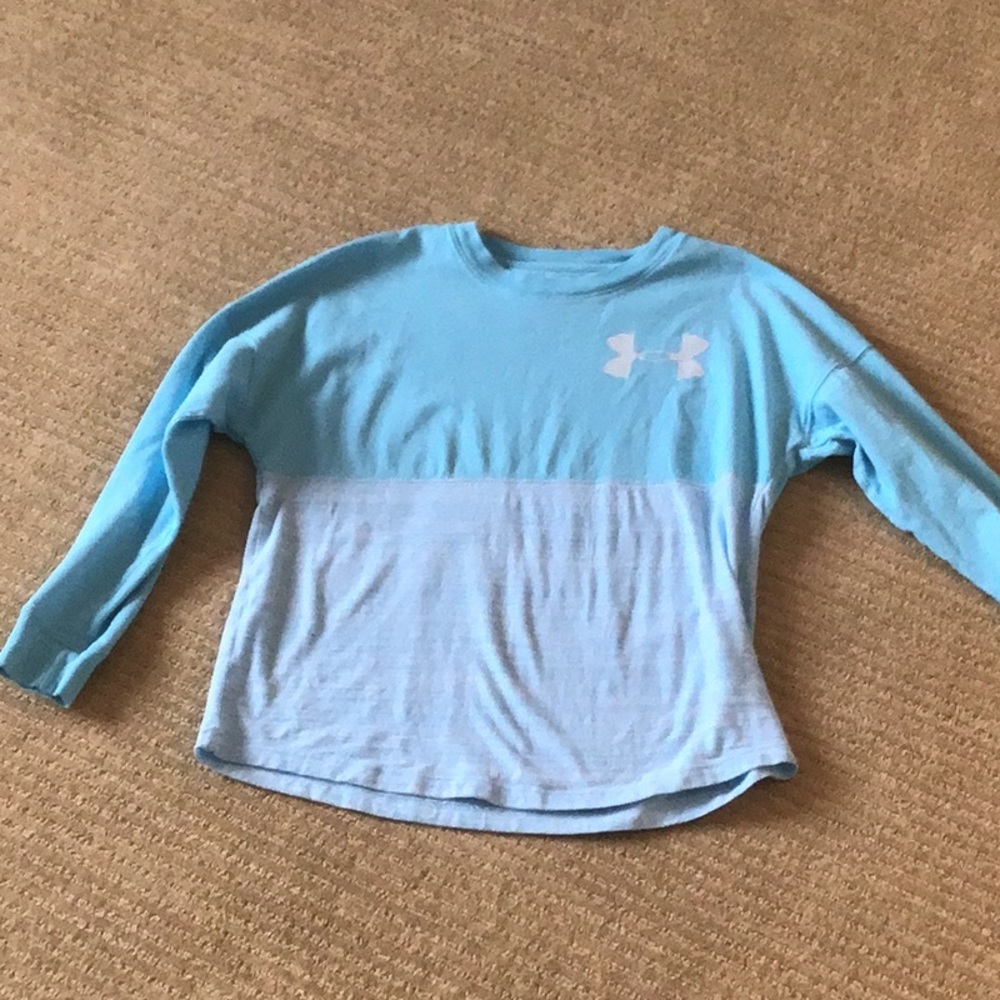 Girls under armeour  sweatshirt